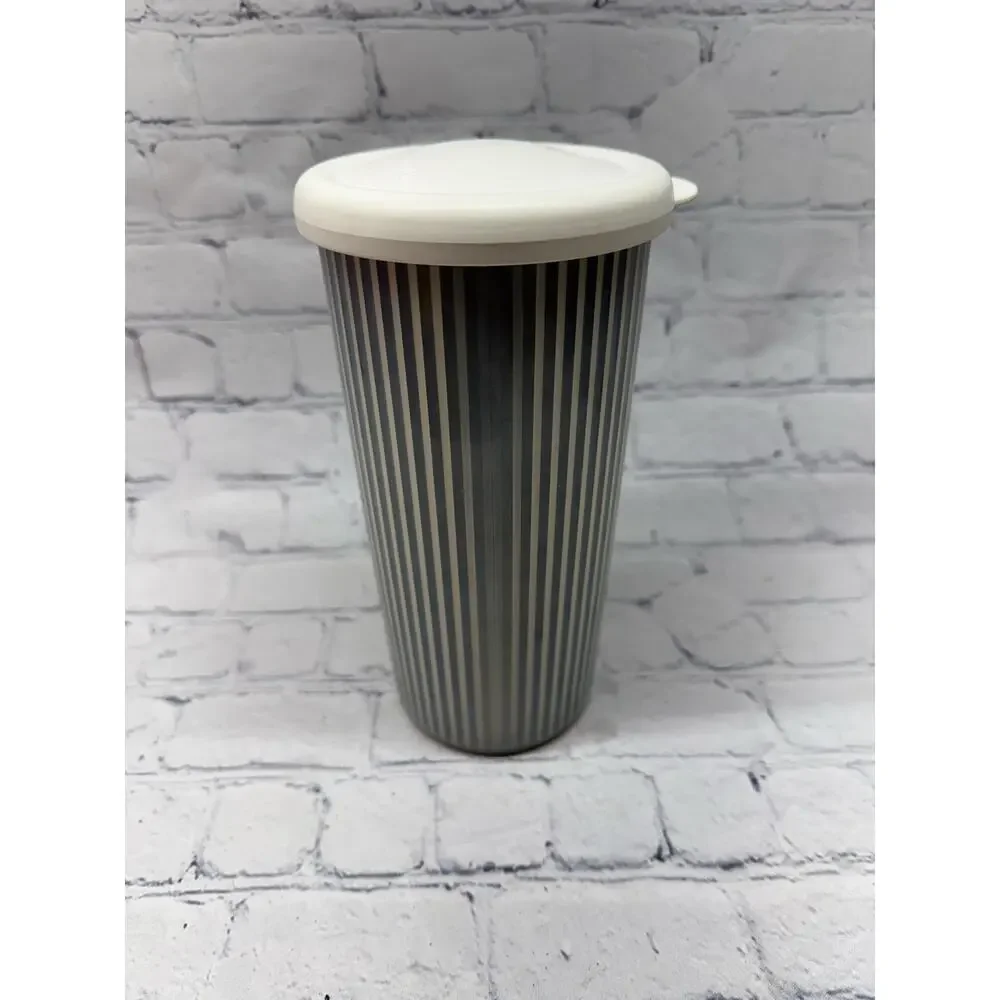Tupperware vintage 24
